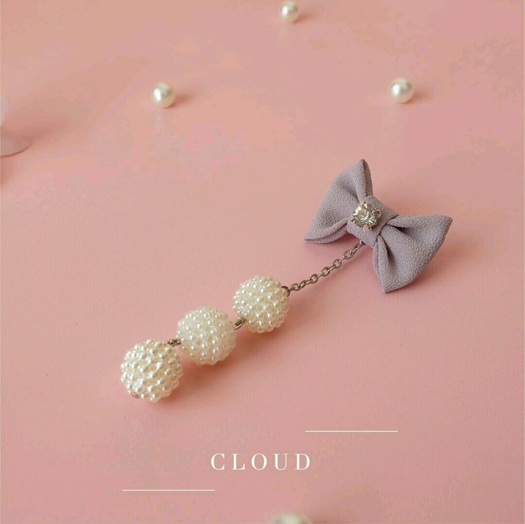 Pearl Brooch